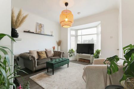 2 Bed Semi-Detached House, Ingram Road, S2 - Photo 2