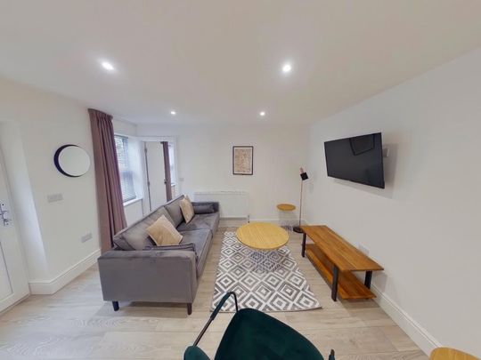 2 bedroom house to rent - Photo 1