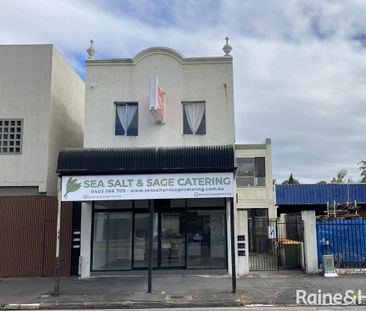 Charming 2-Bedroom Flat in Prime Location - Photo 6