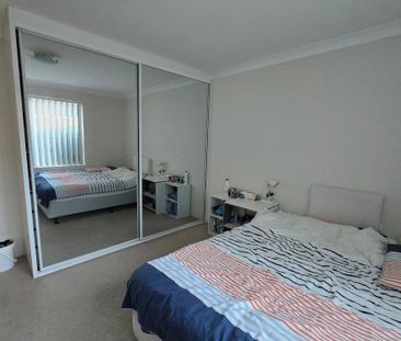Hornsby - Photo 1