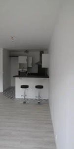 Appartement à louer 2 pièces 55.1m² - Photo 3