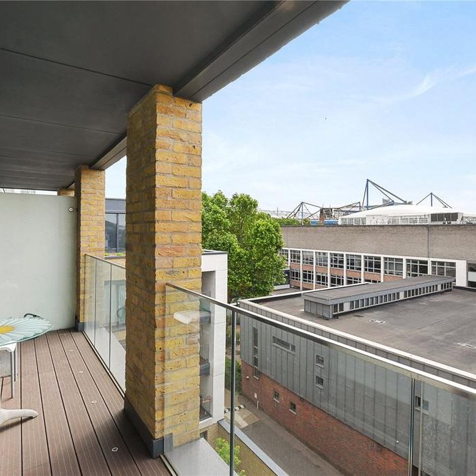 3 bedroom flat to rent - Photo 1