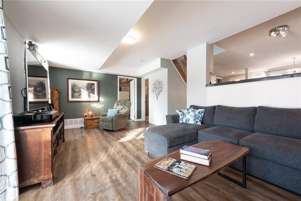 For Lease - 141 Athabaska Road, Barrie, Ontario - Photo 1