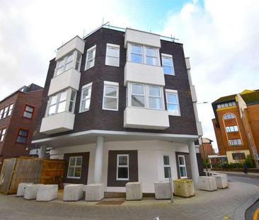 London Road, Redhill, Surrey, RH1 - Photo 3