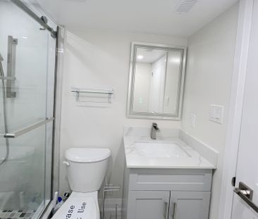 For Lease - 7 Russell wice Avenue Unit# Main+basement, Richmond Hil... - Photo 4