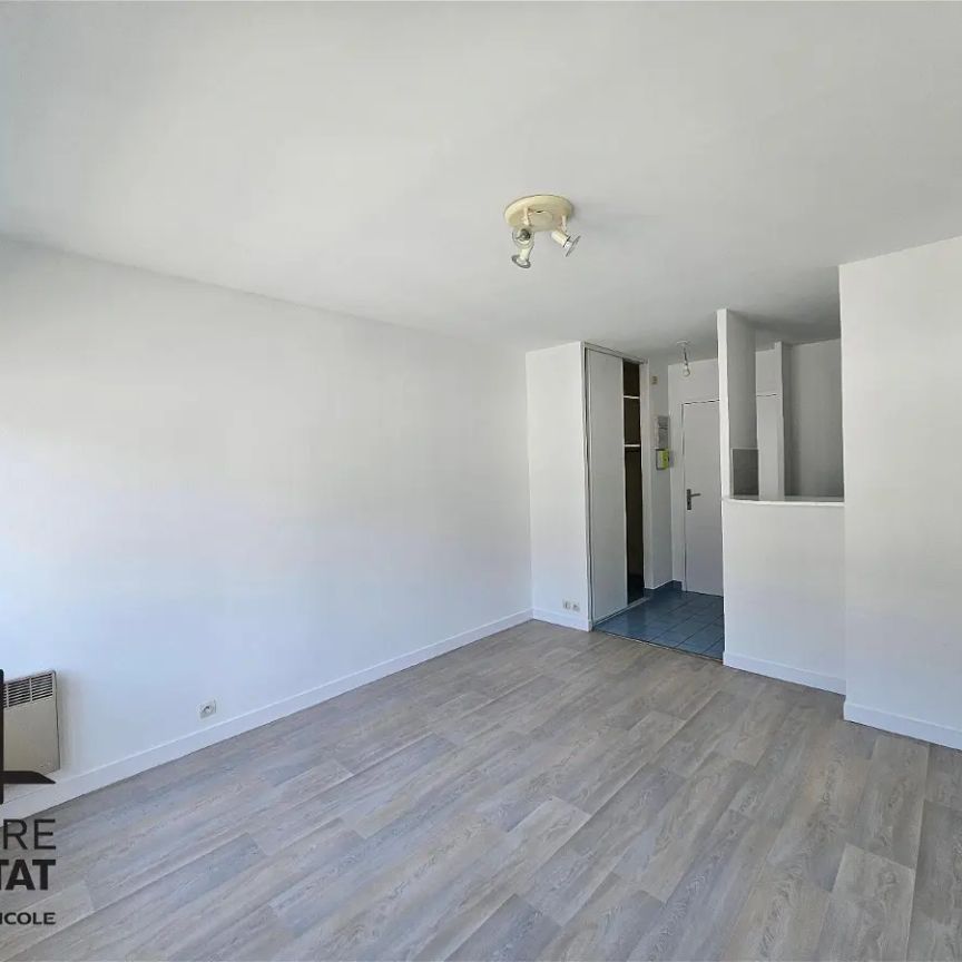 Location appartement 2 pièces - 36m² à Tours (37000) - Photo 1