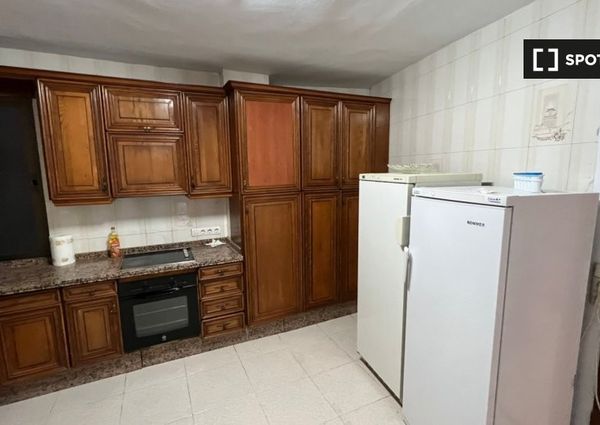 granada, Andalusia 18002