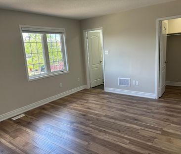 For Lease - 10 Bramacre Court, Brampton, Ontario - Photo 6