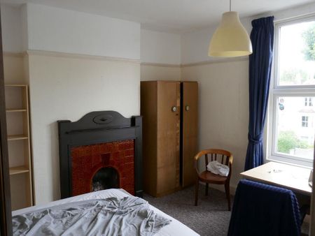 5 bedroom house to rent - Photo 2