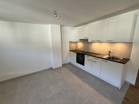 A saisir ! Splendide loft en plein centre de Martigny ! - Photo 5