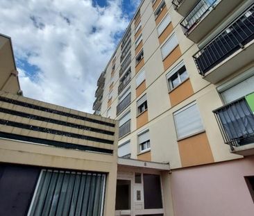Location Appartement 1 pièce 35m² DEVILLE LES ROUEN 76250 - Photo 5
