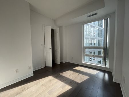 LESLIE BOUTIQUE CONDOS: Sheppard & Leslie (2756 Old Leslie St) AD#100701 - Photo 2