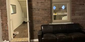 BEAUTIFUL 3 BEDROOM APARTMENT IN THE ANNEX - Photo 2