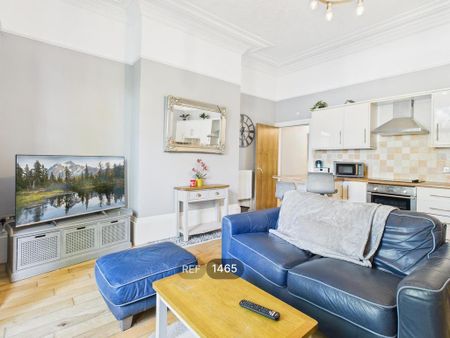 2 bedroom apartment to rent - Photo 4