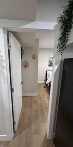 Fully Furnished 2 Bedroom suite in Downtown - Photo 4