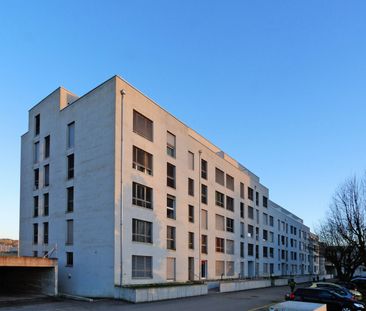 Beautiful SUBVENTIONED in a family neighborhood - Foto 1