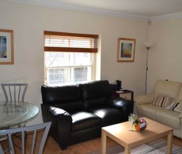 Price £990 pcm - Not Available - Photo 6