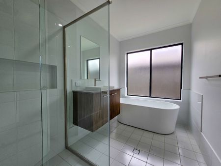 Spacious Family Living with Multiple Living Zones & Alfresco Entertaining - Photo 3