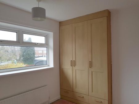 3 bedroom semi-detached house to rent - Photo 3