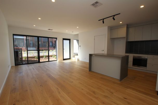 67 Beechworth Street, Watson ACT 2602 - Townhouse For Rent | Domain - Photo 1