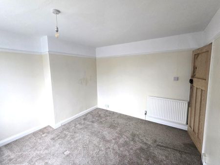 2 bedroom semi-detached house to rent - Photo 5