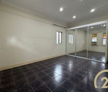 3 Bedroom Family Home, in a Prime Location! - Photo 4