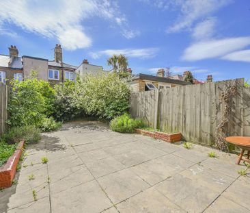 2 bedroom house to rent - Photo 2