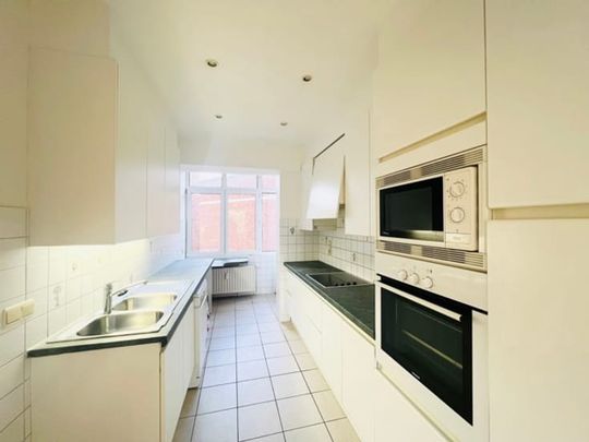 Appartement te huur - Photo 1