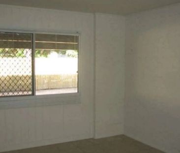 Cosy Airconditioned Unit - Photo 1