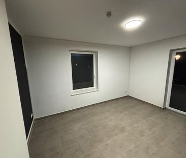 Eine Wohnung mit Terrasse in Hellwinkel Wolfsburg - Photo 5