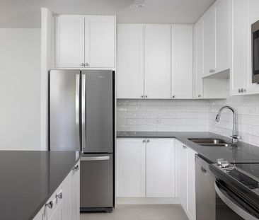 Draydon Manor - Photo 3