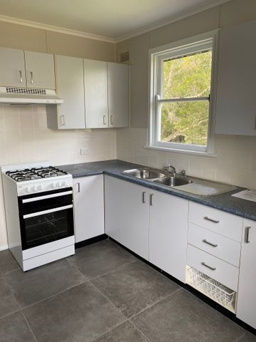 36 Kennedy Parade, Lalor Park NSW 2147 - House For Rent | Domain - Photo 5