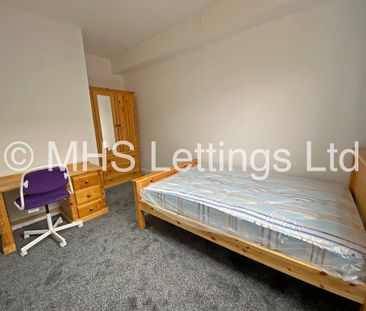 7 Bedroom Mid Terraced House for rent in Brudenell Mount - Photo 4
