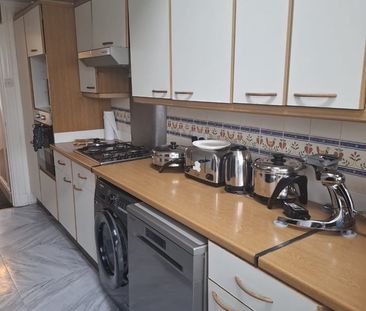 3 Bed Terraced House, Anchorway Road, CV3 - Photo 6