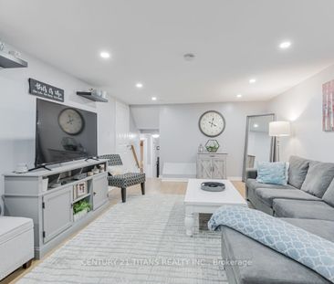 For Lease - 156 Madawaska Avenue, Oshawa, Ontario - Photo 3