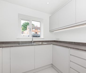 Whippendell Way, Orpington - Photo 1