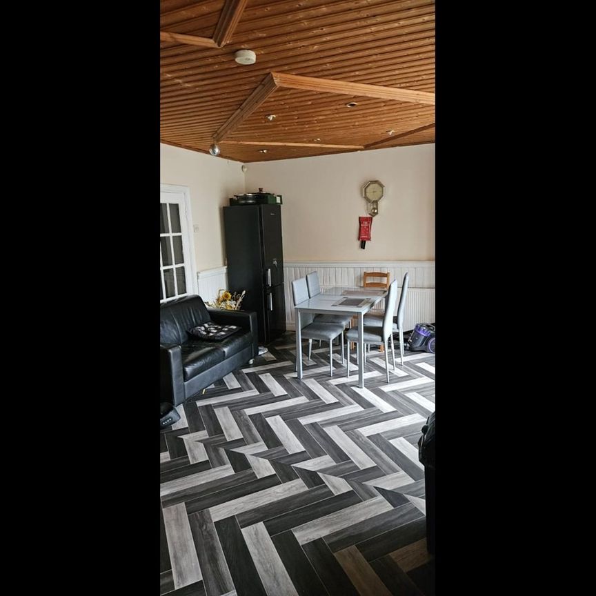 Room in a Shared House, Bedfordshire, LU4 - Photo 1