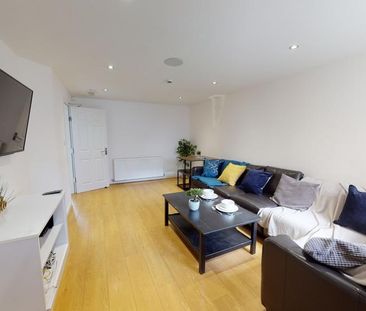6 bedroom house to rent - Photo 2