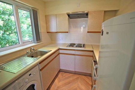 Wensum Drive, Didcot, OX11 - Photo 3