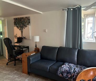 GRAND 3 1/2 CAMPAGNE ENTRE MAGOG-EASTMAN - CABLE-INTERNET INCLUS - Photo 3