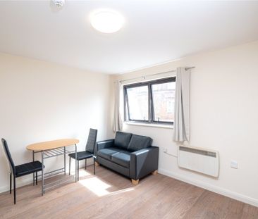Property to Rent - Photo 2