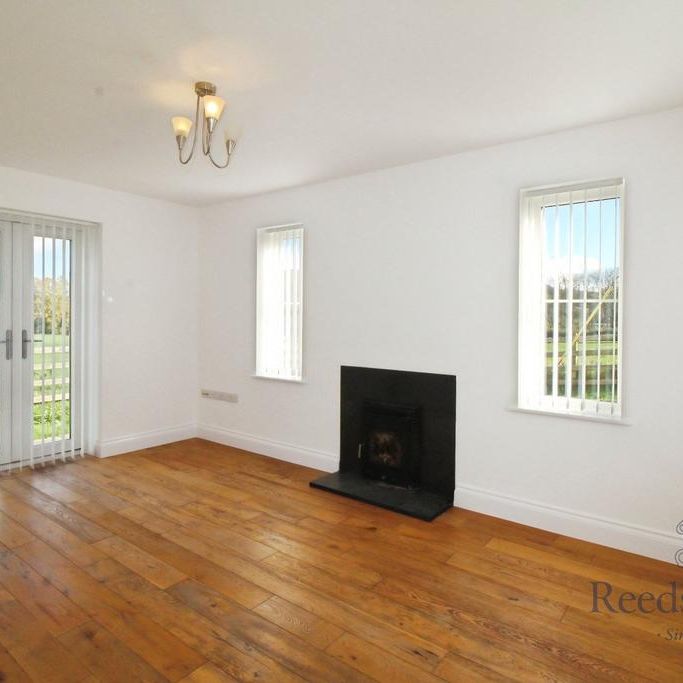 3 bedroom detached house to rent - Photo 1