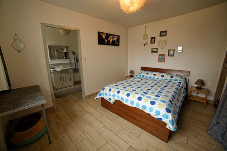 Location Maison 2 pièces 39m² ST JEAN DE LA RUELLE 45140 - Photo 3