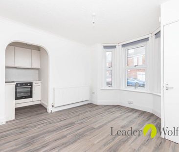 1 bed apartment to rent in Sea View Road, Parkstone, BH12 - Photo 3