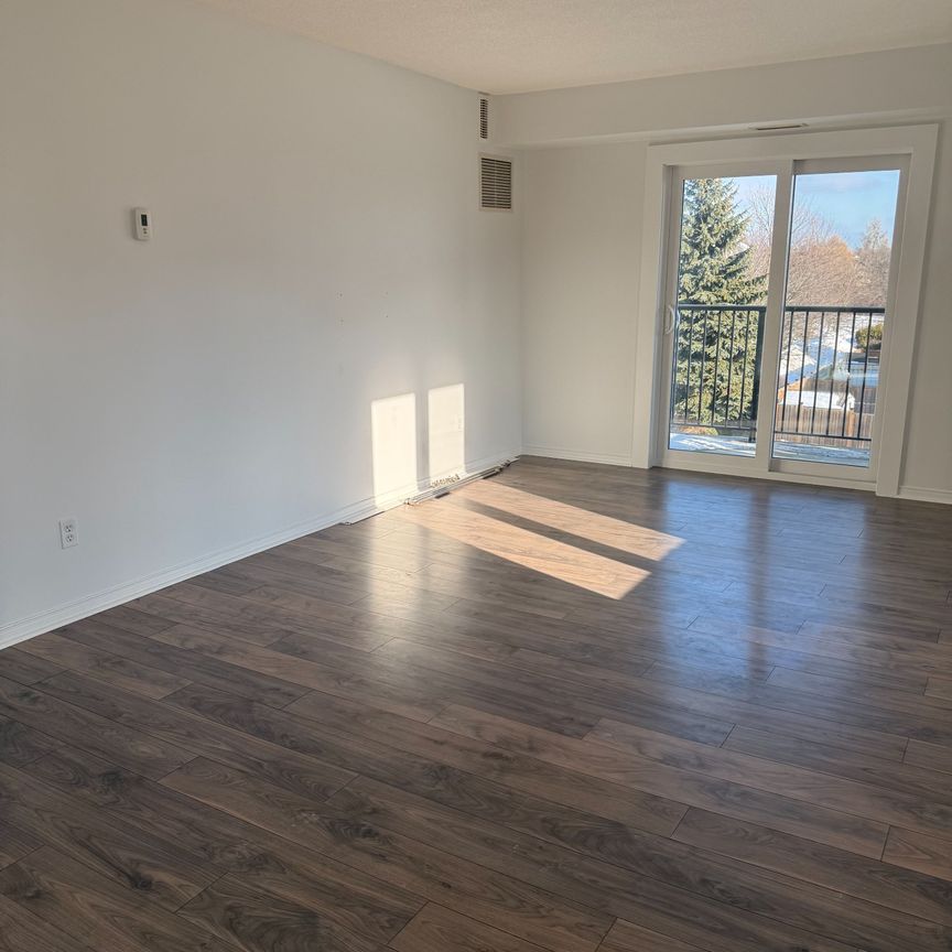 For Lease - 102 Aspen Springs Drive Unit# 312, Clarington, Ontario - Photo 1