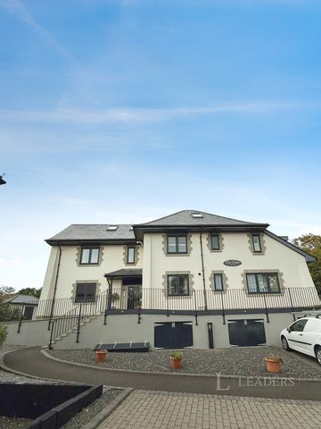 2 bedroom flat to rent The Oaks, Barton on Sea - Photo 4