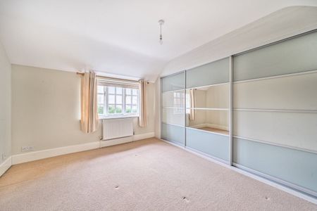 4 bedroom detached house to rent - Photo 5