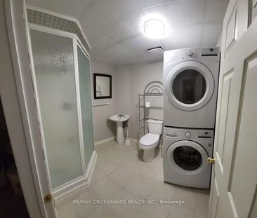 For Lease - 22 Goya Crescent, Toronto, Ontario - Photo 6