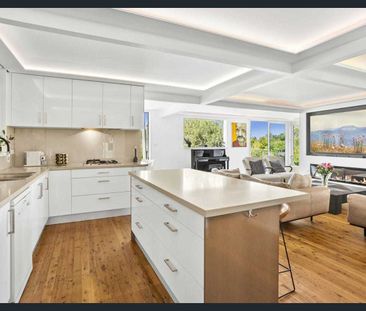Private Bushland Retreat with Contemporary Luxury! - Photo 2