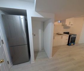 For Lease - 122 Pressed Brick Drive Unit# Lower, Brampton, Ontario - Photo 4